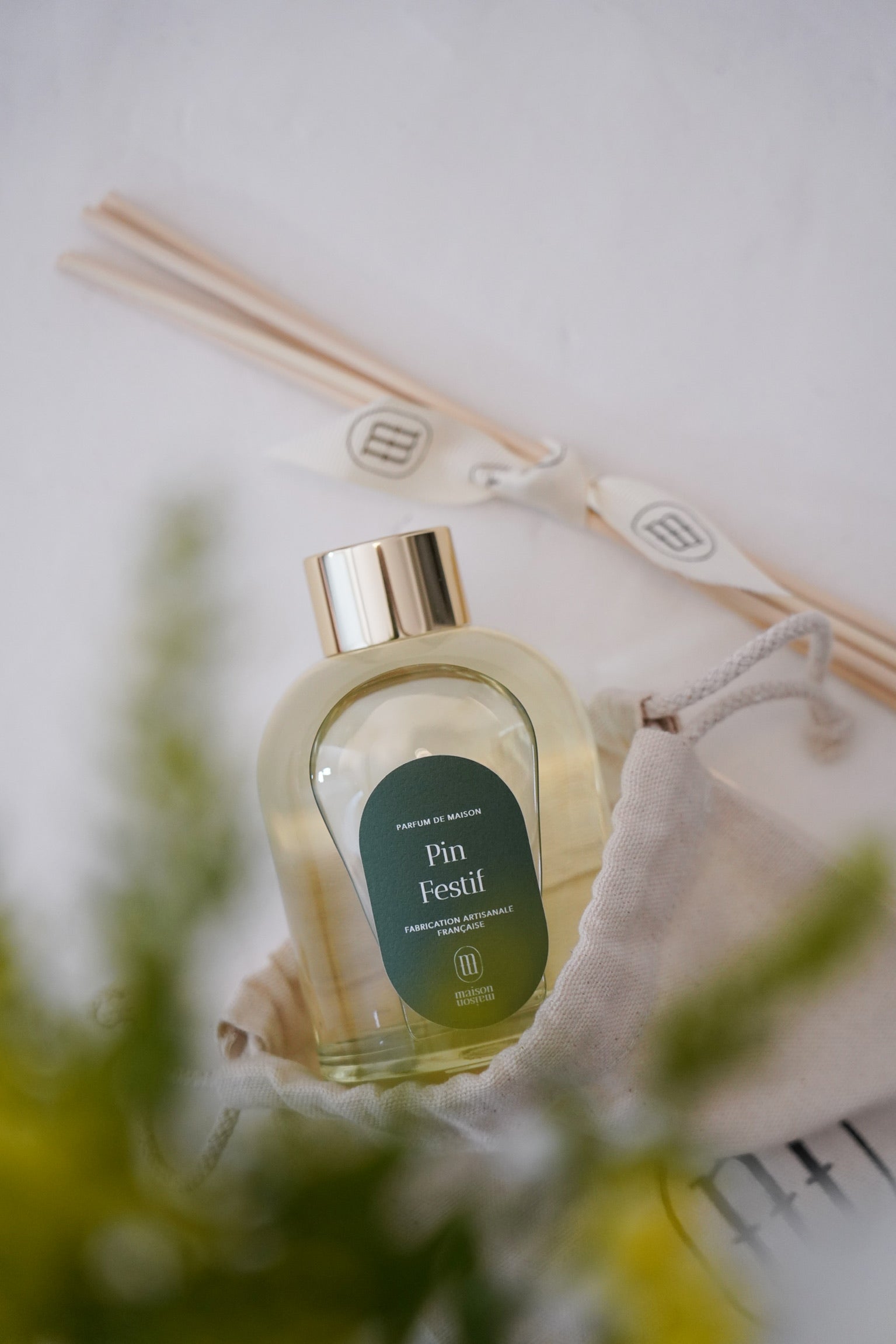 Diffuseur à bâtonnets "Pin Festif" 250ml